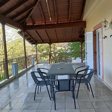 Menelais Сasa de vacaciones